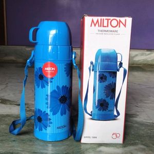 Milton Thermoware Eiffel 1500 Vacuum Flask Blue950