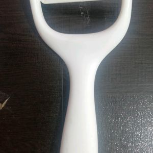 pick any plastic peeler