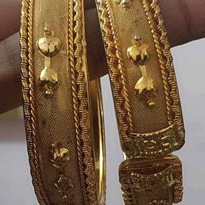 Shining Bangles