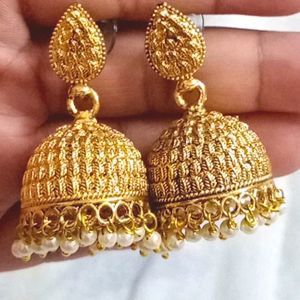 Golden Pearl Bangles With Jhumka Pair