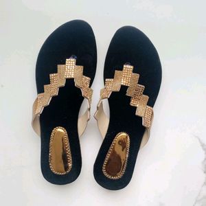 Fashionable Women Sandal Heel For Girls