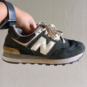 New Balance Shoe .