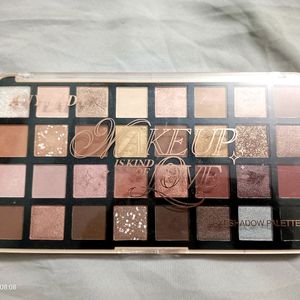 Nude Neutral Aesthetic Korean Eye Pallette