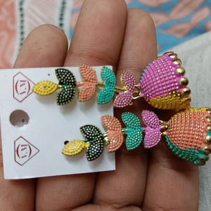 Dome Shaped Leaf Design Jumka Earrings