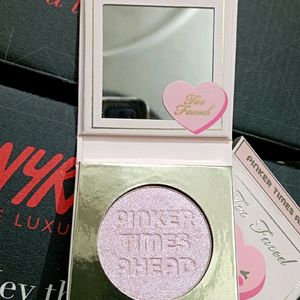 Too Faced Blushin Highlighter 😍💌