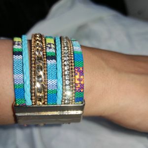 Blue Contrast Band Braclet