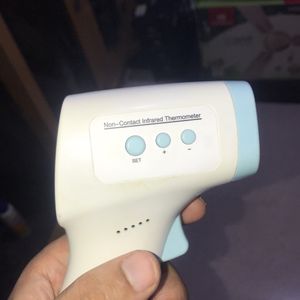 Non Contact IR Thermometer Gun