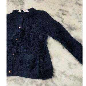 Soft sweater For Girl's