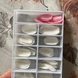 False Nails Bought From USA (14 Pink And 86 White)