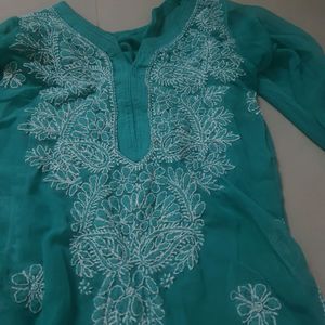 Chikankari embroidered Kurta| Lucknow | Georgette