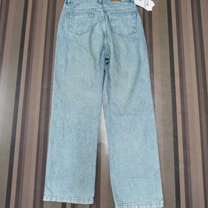 DG-18 Size-28 Straight Women Denim Jeans