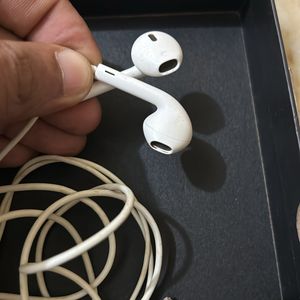 Original Apple Earphone Lightning Cable