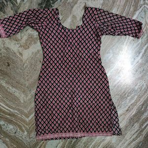 BLACK KURTI