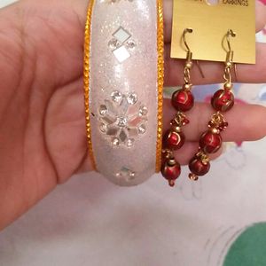 A Brilliant Bangle With Earrings😍😍