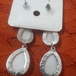 Beautiful White Earring