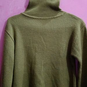 Green High Neck