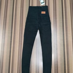 S-08 Size 28 Slim Fit Women Denim Jeans