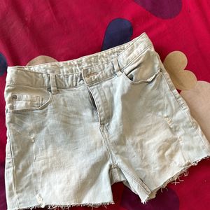 Women Thirfted Denim Shorts