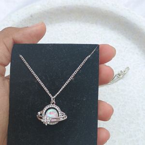 Korean Planet Necklace 💕