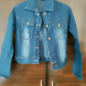 Denim jacket short