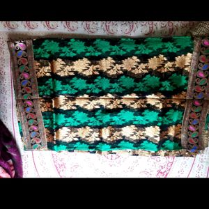 Sarees With Blouse Only 250 Rs