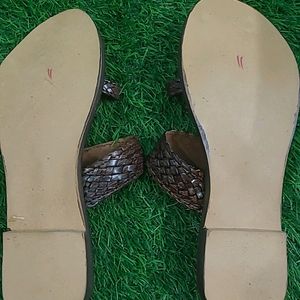 Flat Sandal