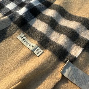 Burberry Authentic Shawl