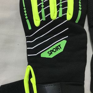 Bike Gloves Stylish Look