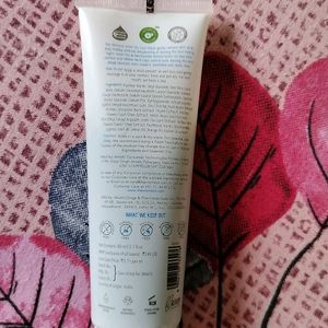 The Moms Co. Green Tea Face Wash