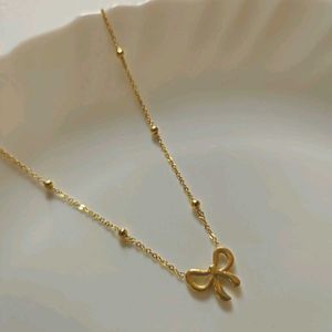 Korean Anti-tarnish Pretty Bow Neckchain