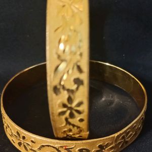 2 Psc MAYA GOLD Bangles