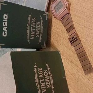 CASIO VINTAGE WATCH