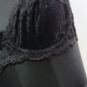 Lace Bra..34B