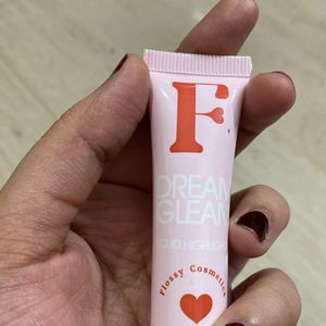 Flossy Cosmetics Highlighter And Popxo Nail Paints