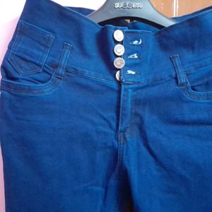 New Navy Blue Jeans With Button Closures 💙