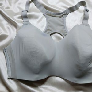 seamless sports bra 40DD