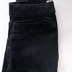 Solid Black Skinny Jeans