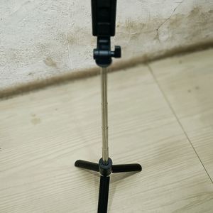 Bluetooth Selfie Stick With Tripod