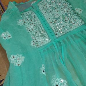 Chikankari Short Kurti