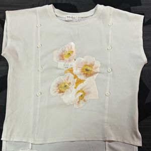 Women’s White Colour Top