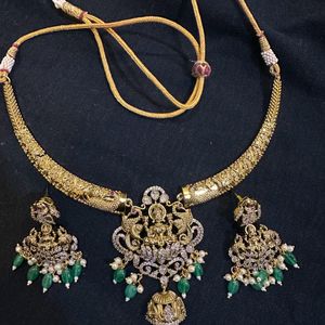 Necklace Set