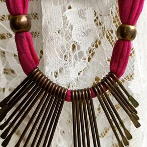 Chic Cloth Tie-up Mettalic Style Neckpiece