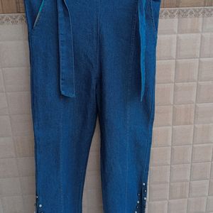 Side Cut Bootcut Jeans