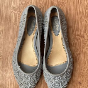 Grey Coloured Women’s Open Shoes