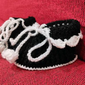 Woolen Shoes For Babies