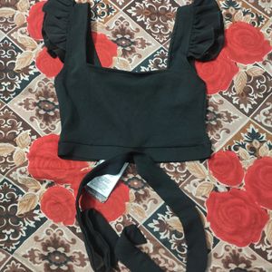 Tokyo Talkies Crop Top Black