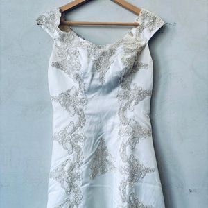 Stunning Wedding  Vintage White Floor Touch Gown