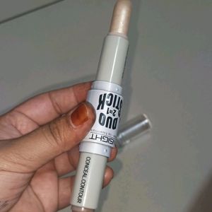 2 In 1 Conceal Contour + Highlighter