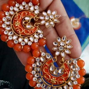 Mangtika And Earings Set