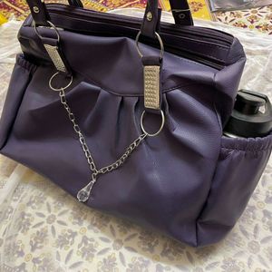 CLASSY HANDBAG FOR WOMEN